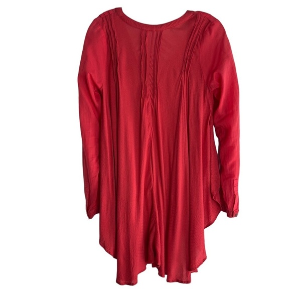 FREE PEOPLE Oversized Deep V Boyfriend L/S Button Up Top in Red Size XS - Picture 3 of 5